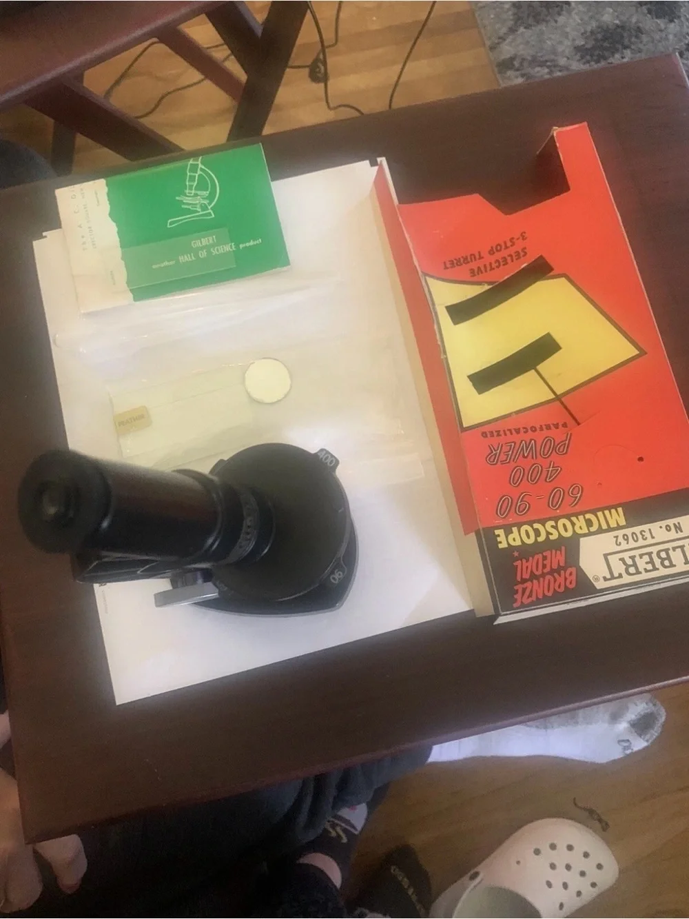 VINTAGE GILBERT MICROSCOPE AND LAB SET ORIGINAL CASE